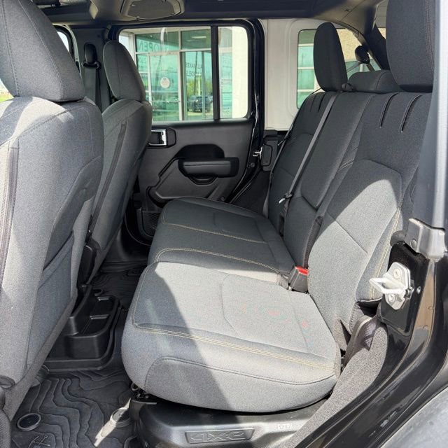 Used 2025 Jeep Wrangler Unlimited Sport S 4xe AWD/4WD image 12