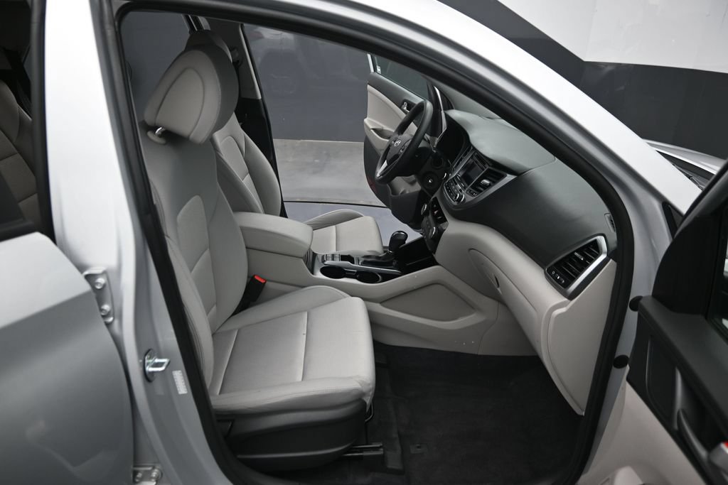 Used 2018 Hyundai Tucson SE AWD/4WD image 26