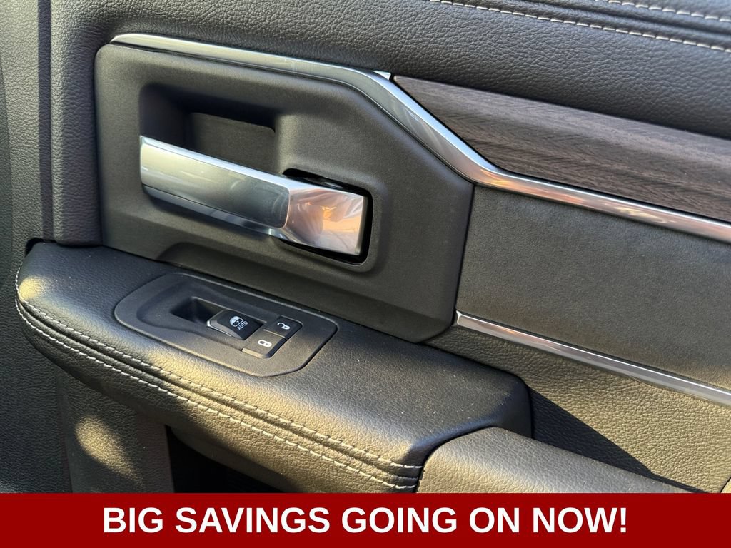 New 2026 RAM 2500 Laramie AWD/4WD image 41