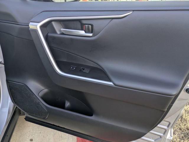 Used 2024 Toyota RAV4 XSE image 33