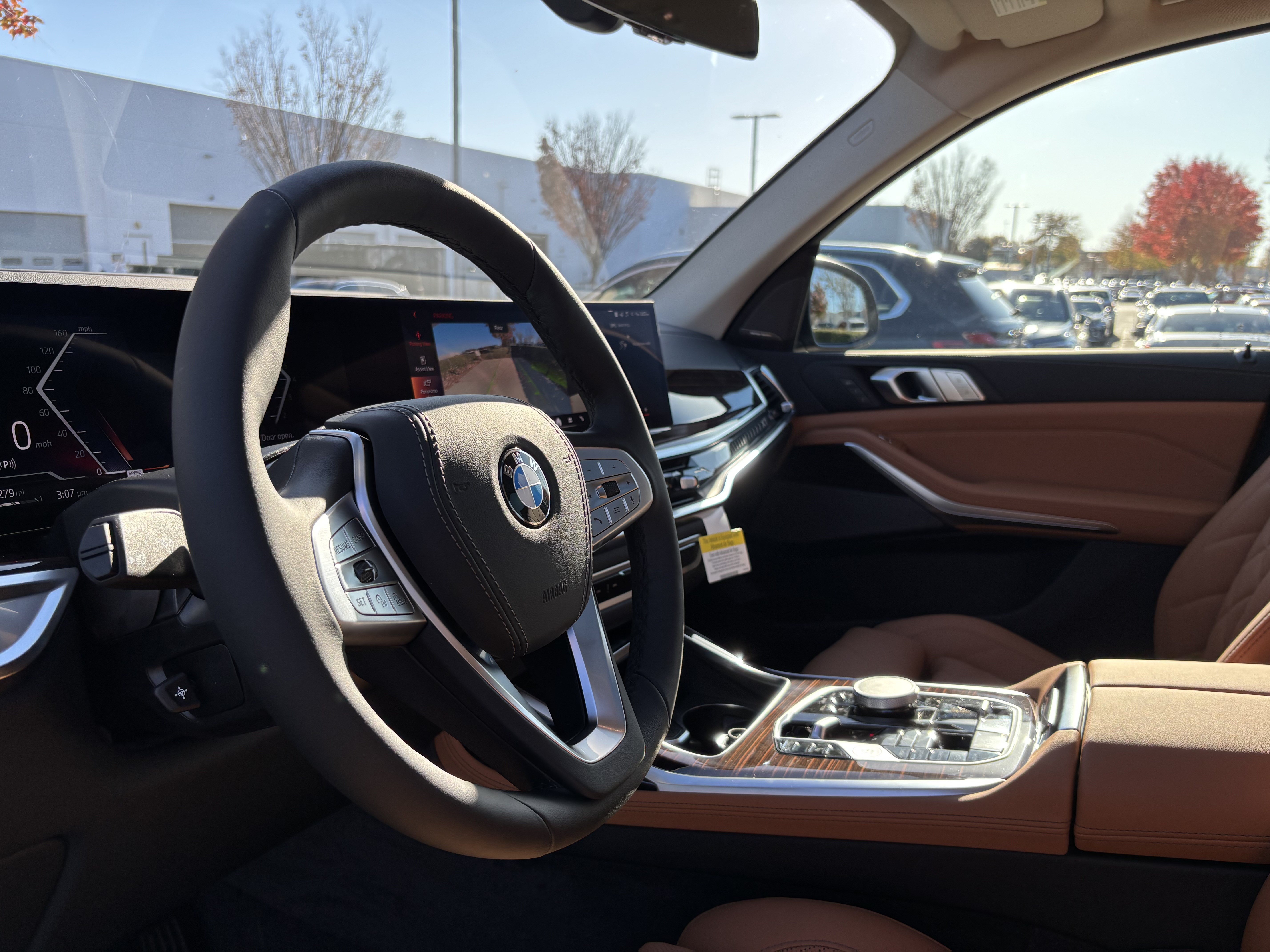 Used 2026 BMW X7 xDrive40i w/ Premium Package AWD/4WD image 16