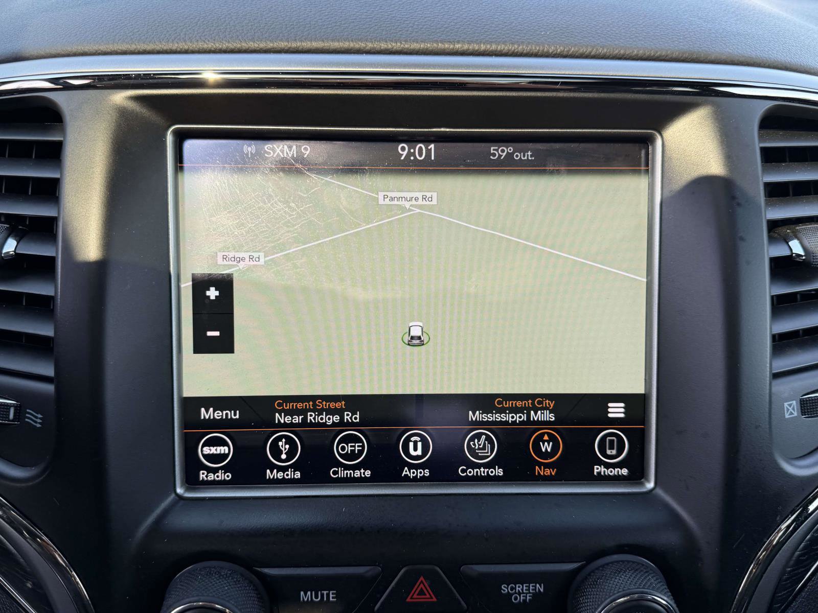 Used 2018 Jeep Grand Cherokee High Altitude AWD/4WD image 23