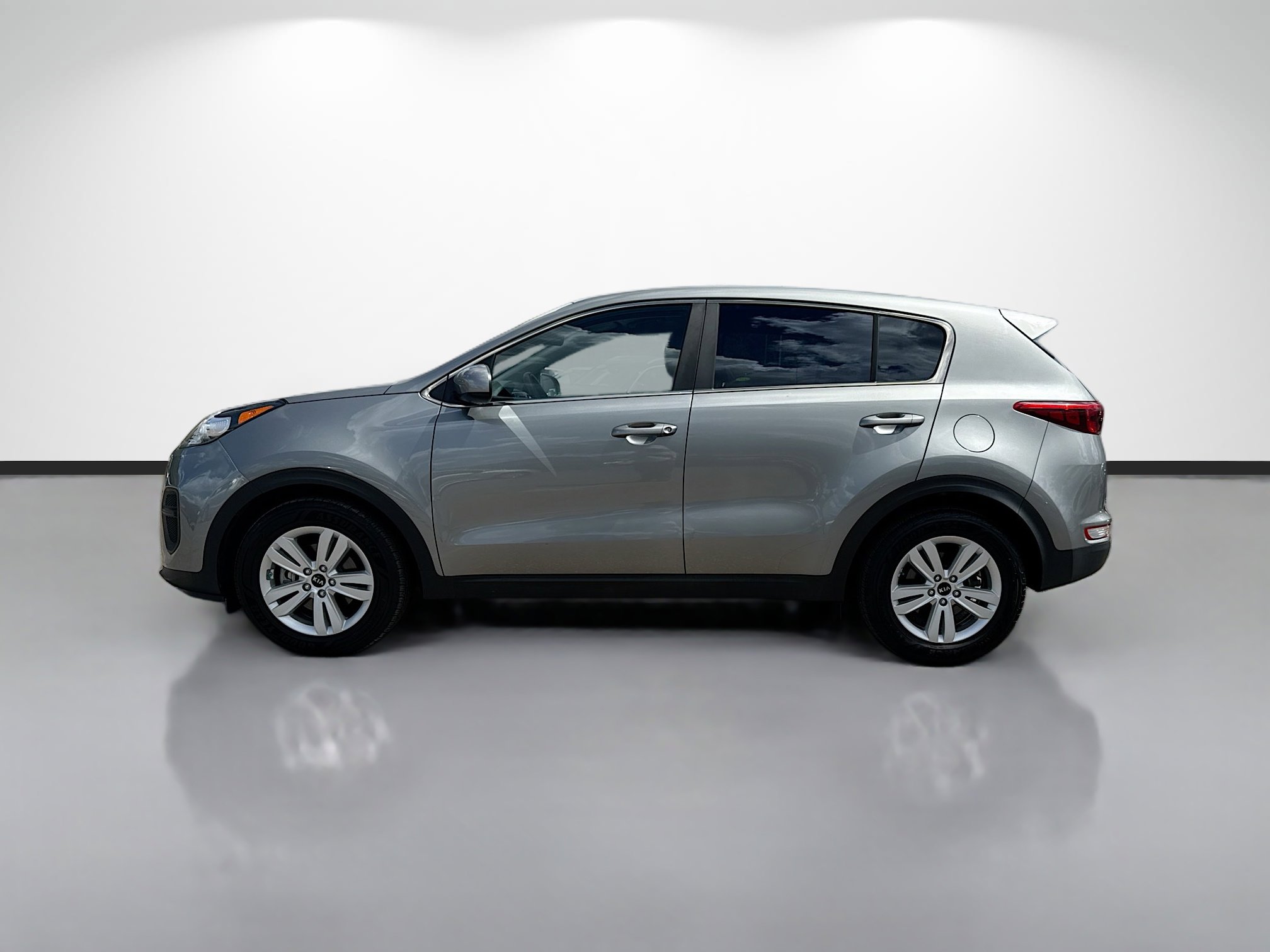 Used 2019 Kia Sportage LX image 6
