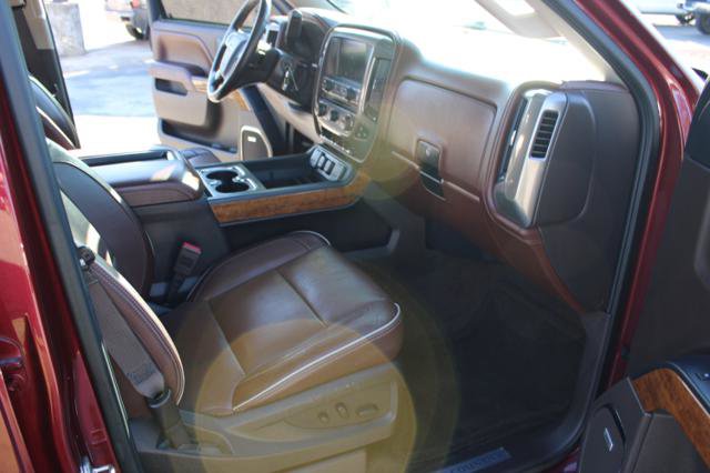 Used 2015 Chevrolet Silverado 1500 High Country w/ High Country Premium Package image 21