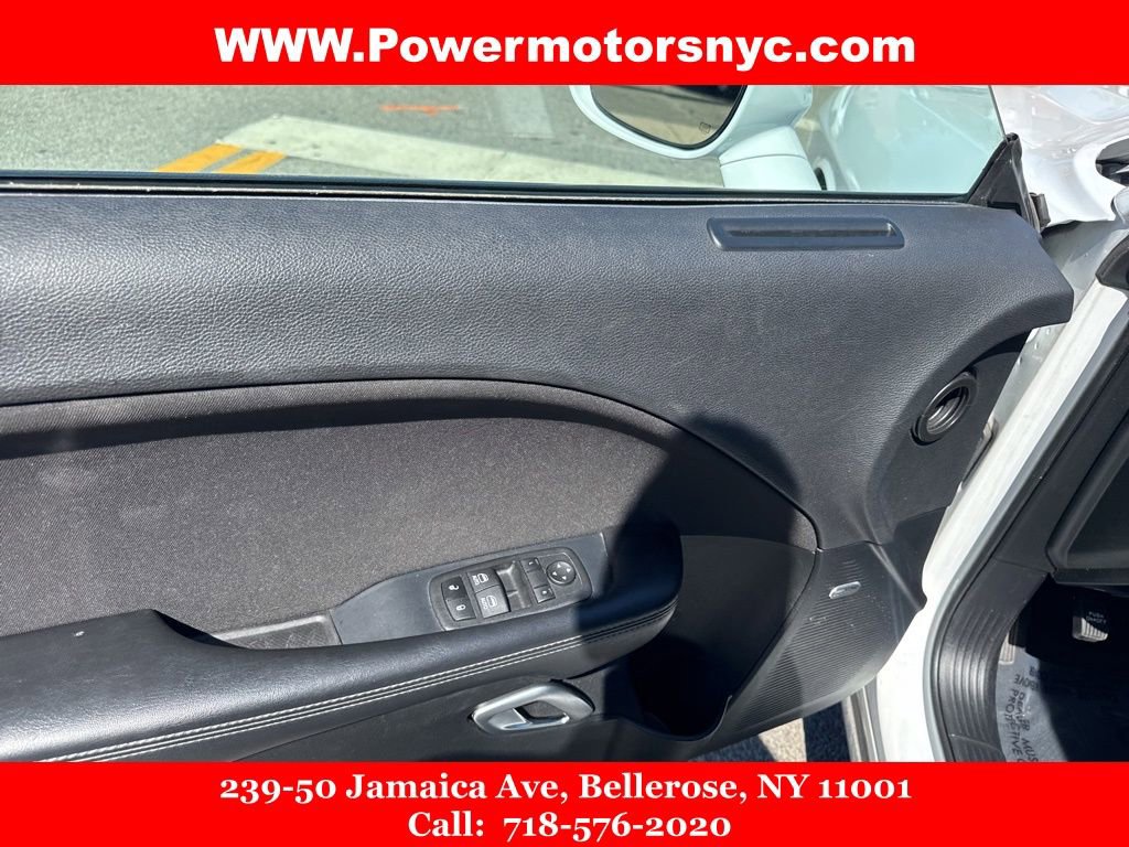 Used 2023 Dodge Challenger SXT image 20