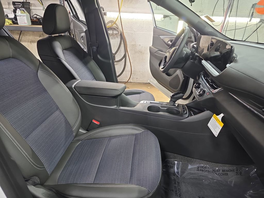 New 2026 Buick Envista Preferred w/ Convenience I Package FWD image 10