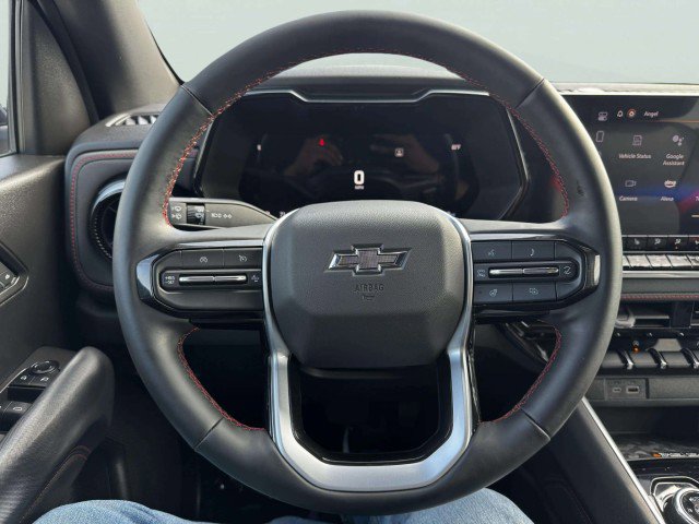 Used 2025 Chevrolet Colorado Z71 w/ Z71 Convenience Package 2 image 28