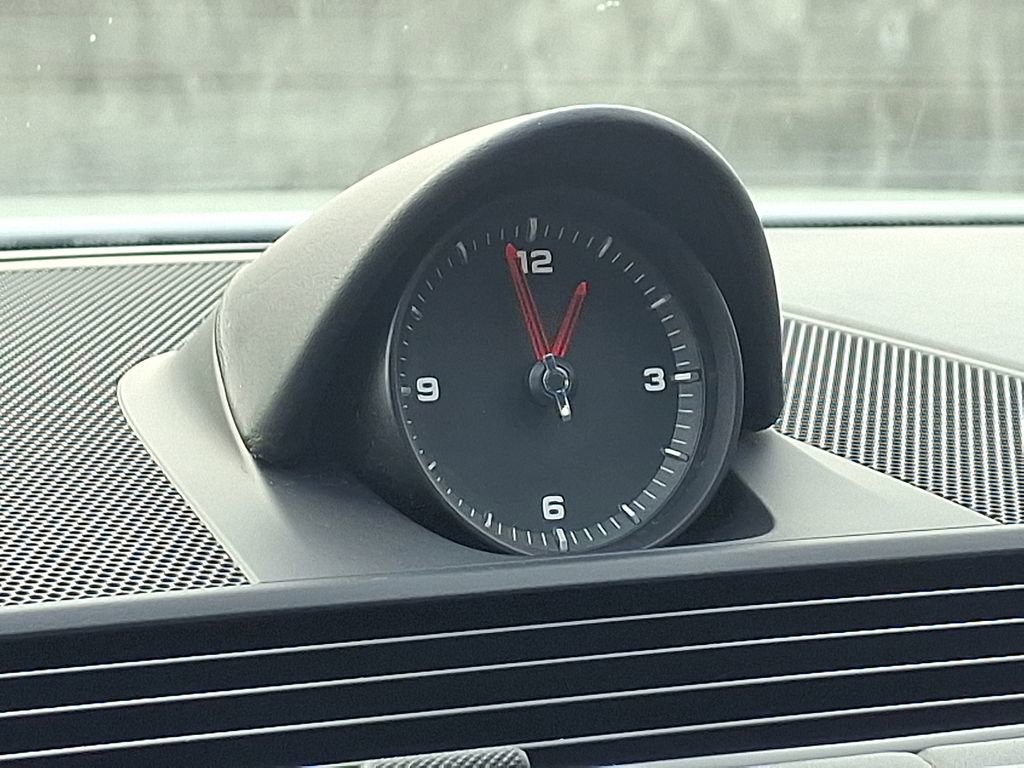 Used 2019 Porsche Panamera 4 image 26