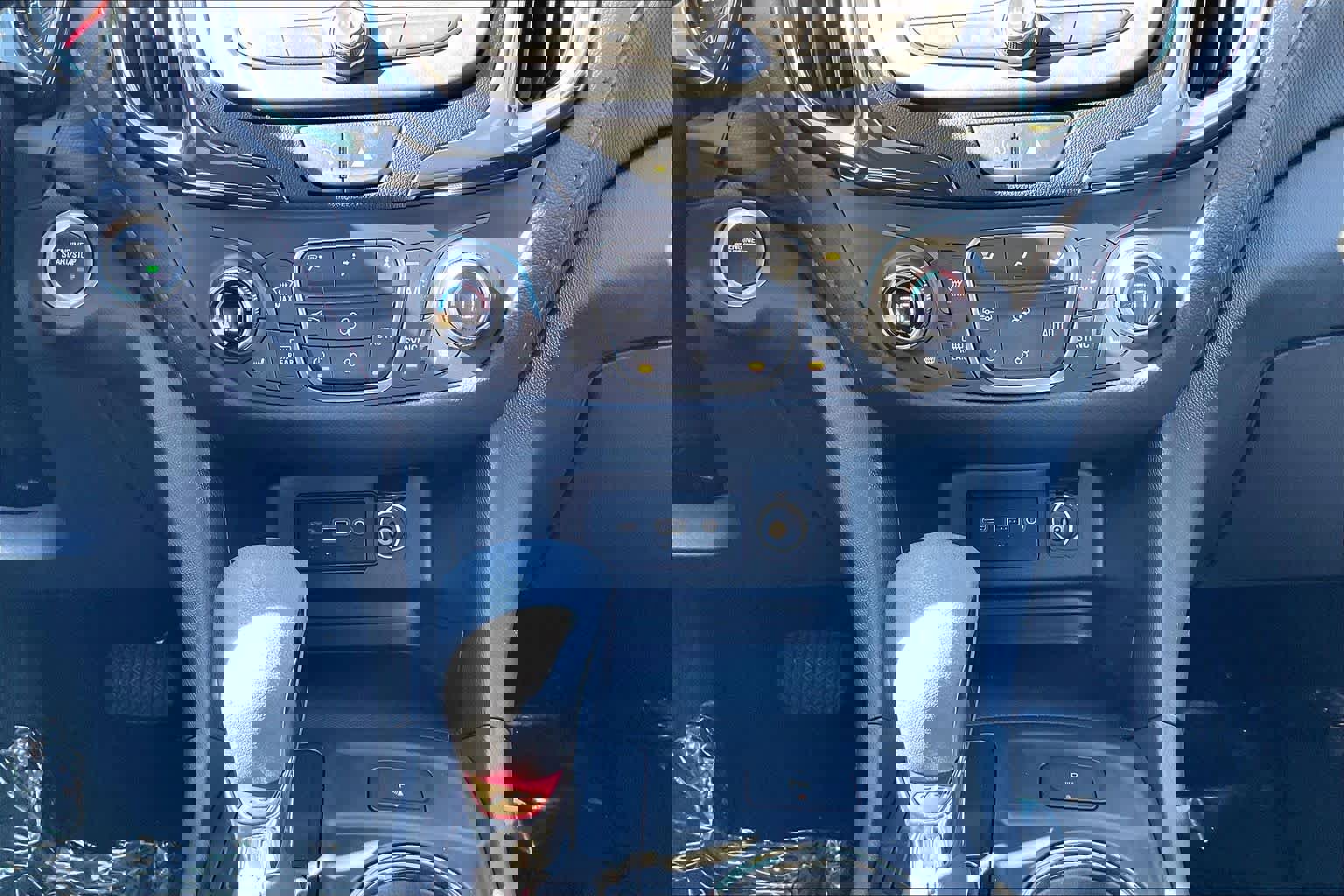 Used 2023 Chevrolet Equinox RS image 31