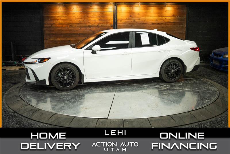 Used 2025 Toyota Camry SE w/ Convenience Package