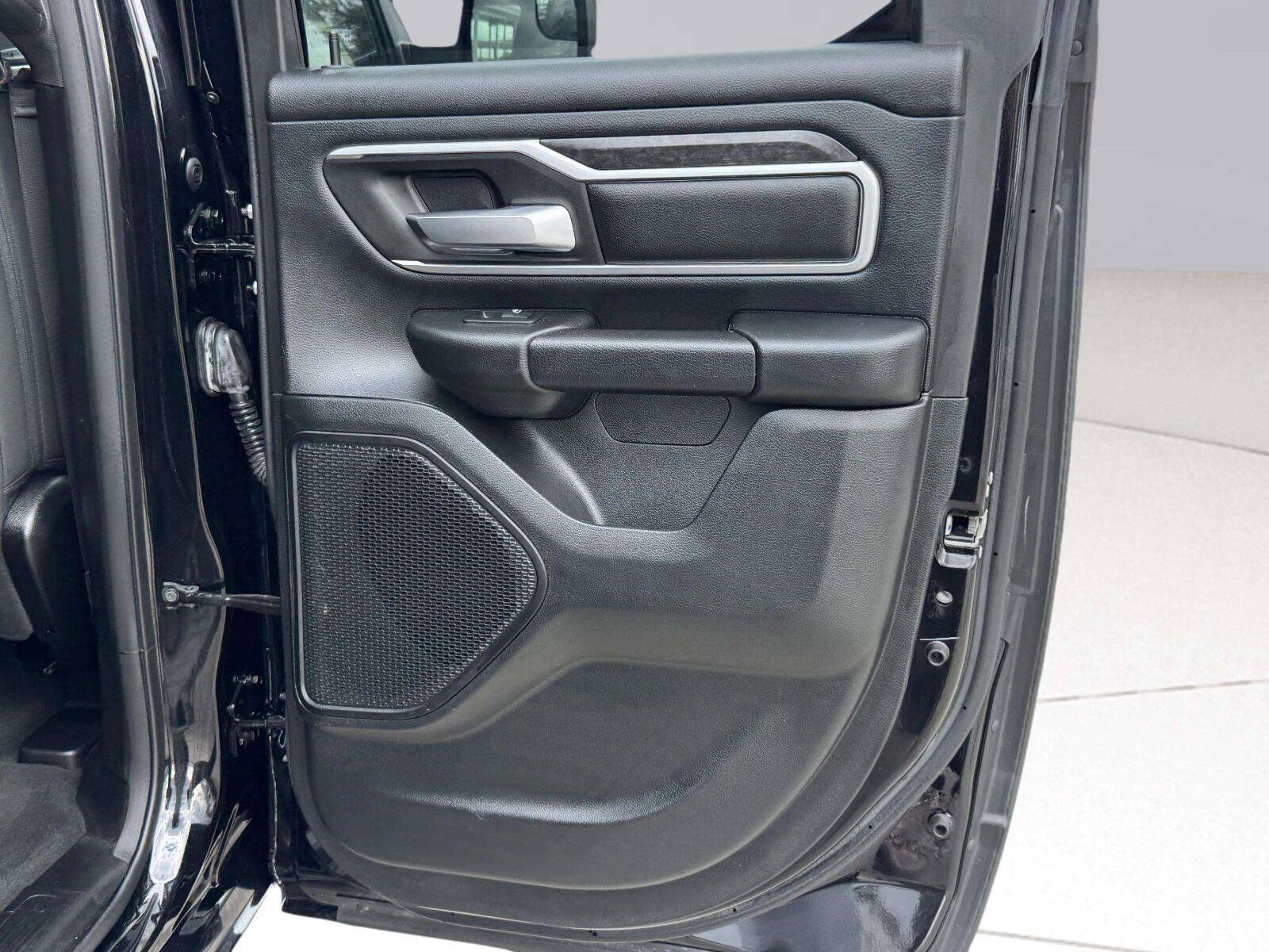Used 2021 RAM 1500 Big Horn AWD/4WD image 37