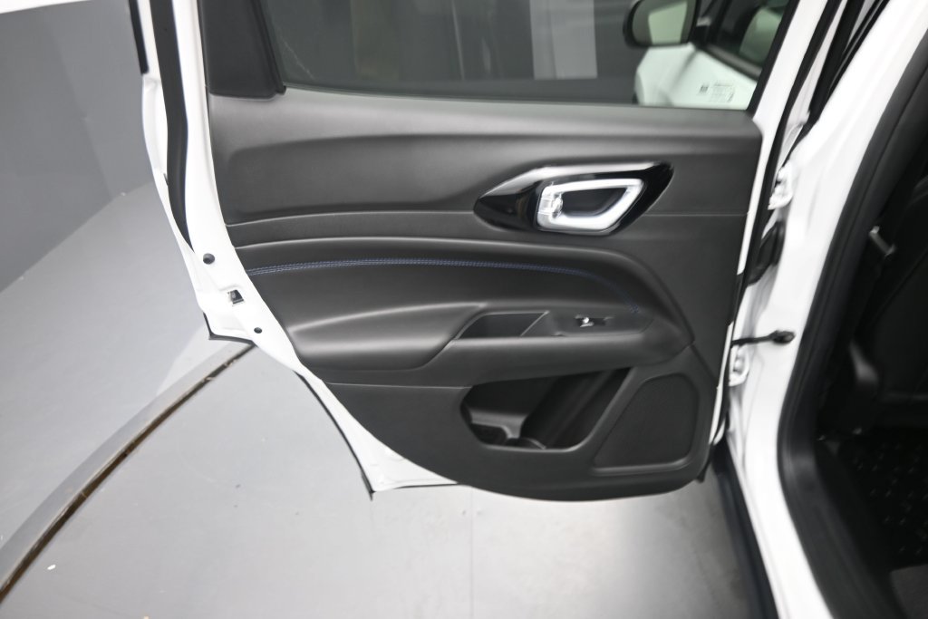 New 2027 Jeep Compass Limited AWD/4WD image 16