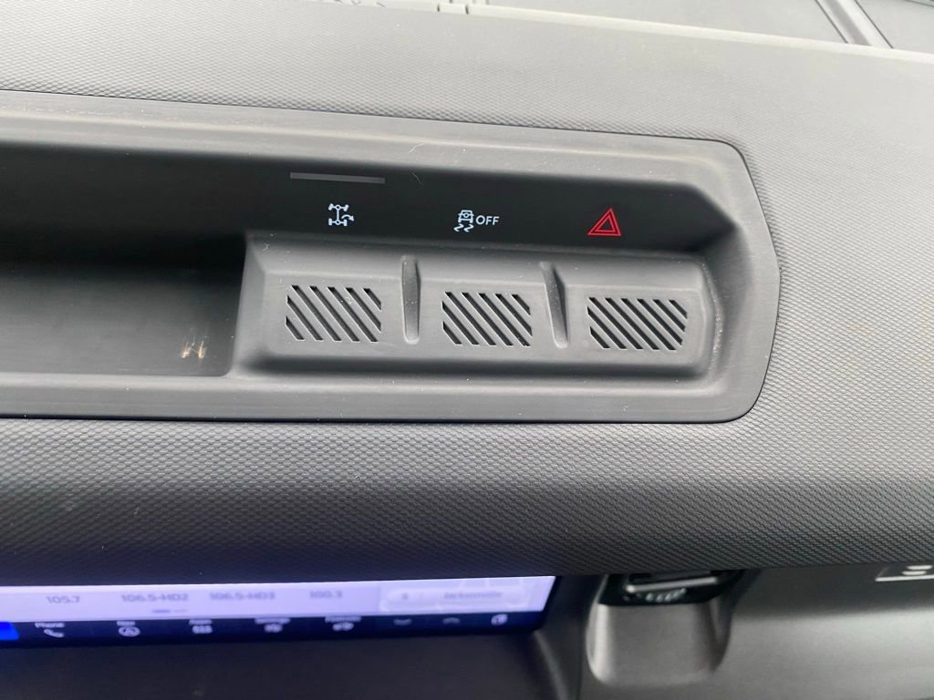 Certified 2025 Ford Bronco Big Bend image 25