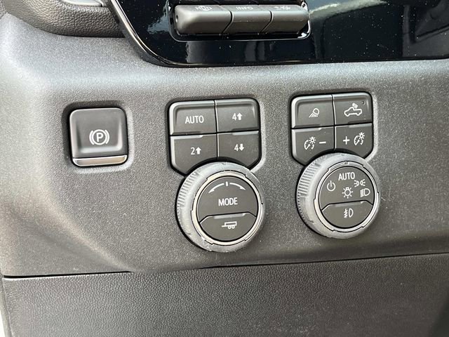 New 2026 Chevrolet Silverado 2500 High Country w/ High Country Premium Package AWD/4WD image 26