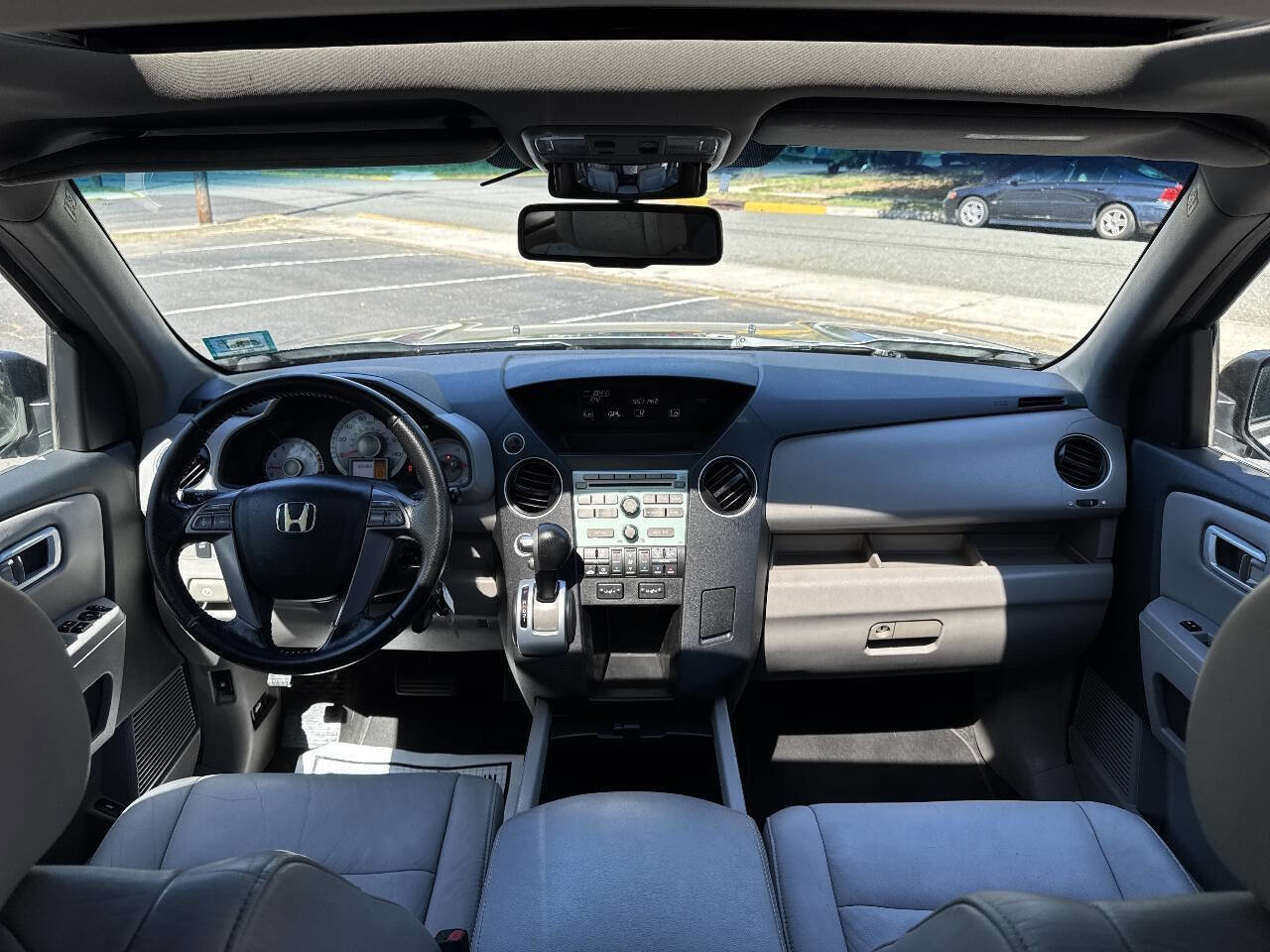 Used 2010 Honda Pilot EX-L image 9