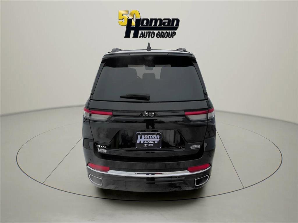Used 2023 Jeep Grand Cherokee Overland w/ Luxury Tech Group IV image 4