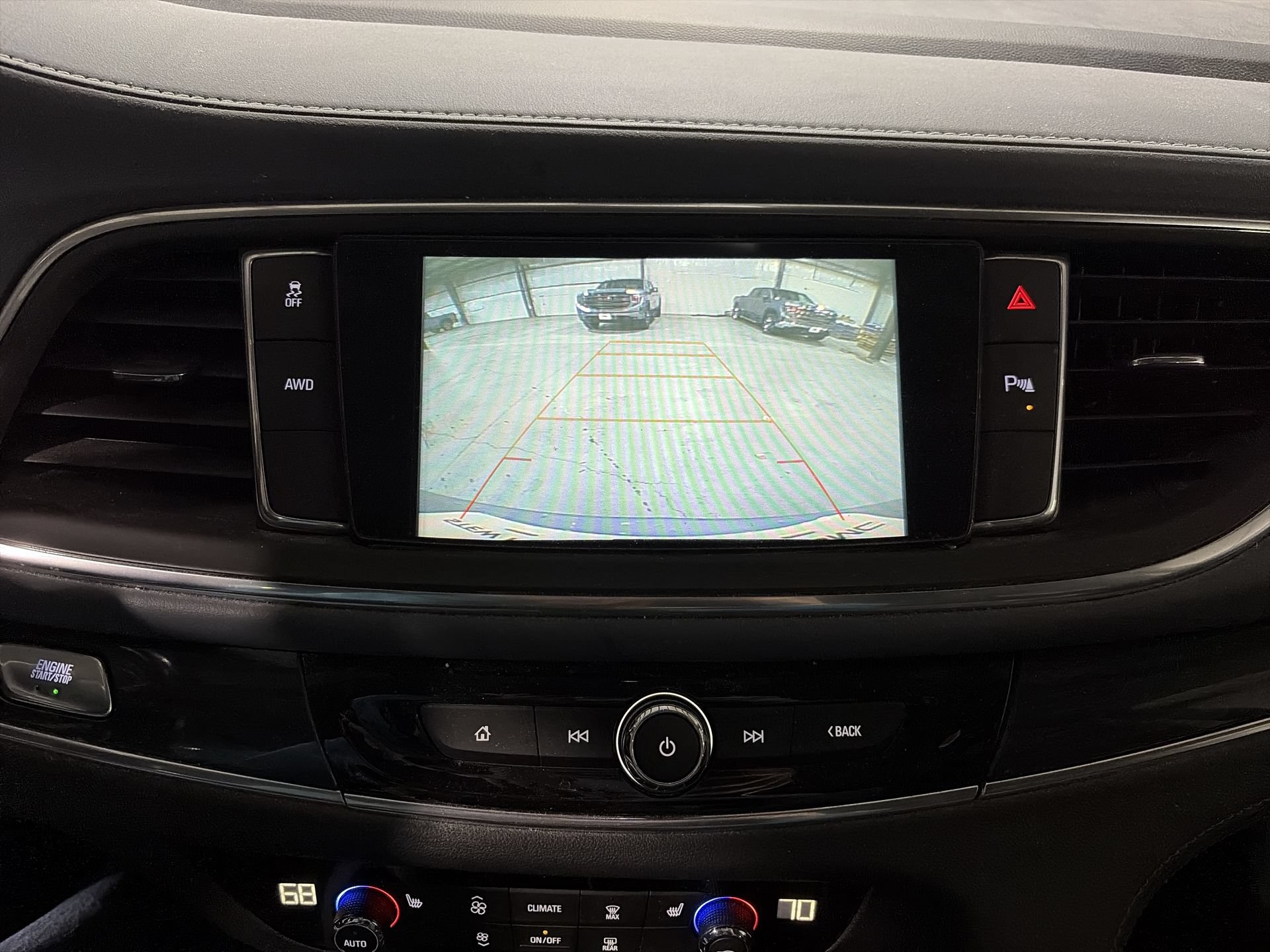 Used 2019 Buick Enclave Essence AWD/4WD image 16