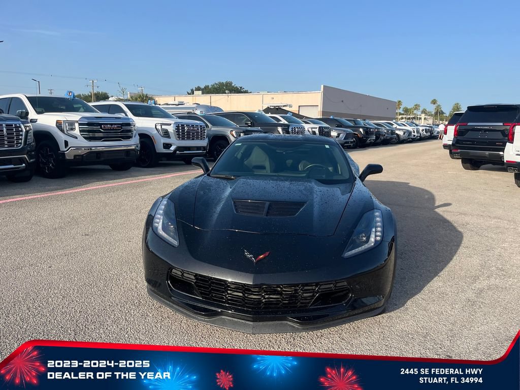 Used 2018 Chevrolet Corvette Z06 w/ Battery Protection Package RWD video 2