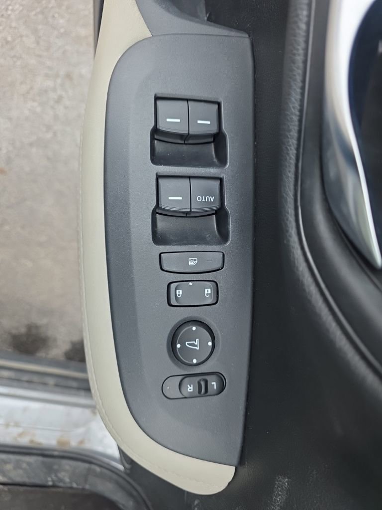 Certified 2023 Honda HR-V LX image 12