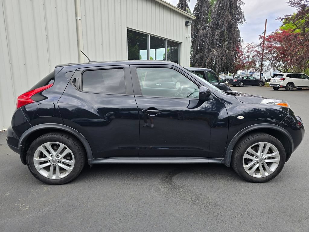 Used 2013 Nissan Juke SV AWD/4WD image 3