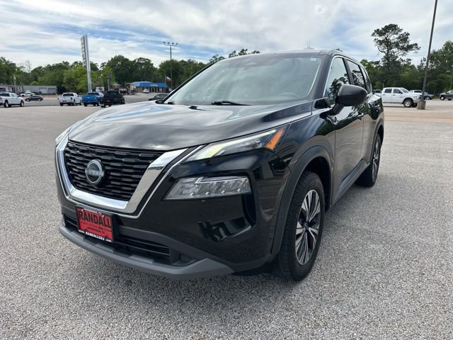 Used 2023 Nissan Rogue SV image 3