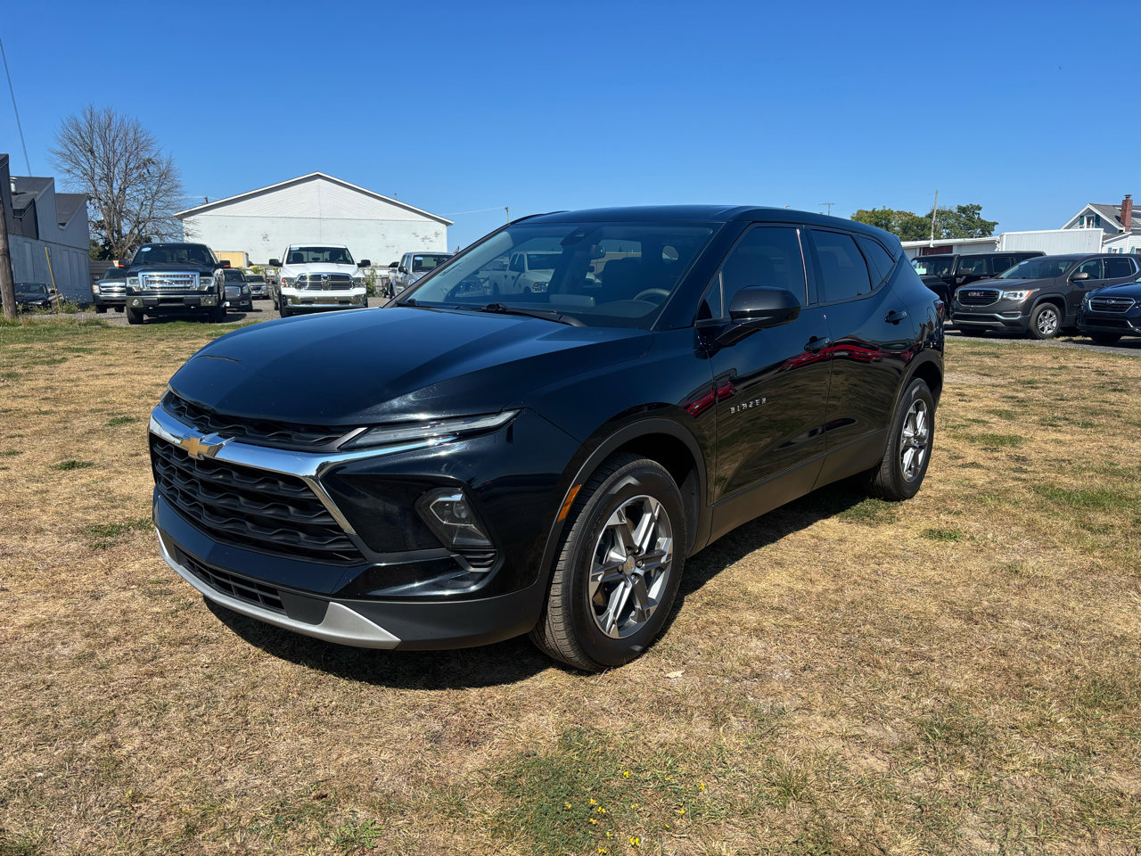 Used 2023 Chevrolet Blazer LT image 3