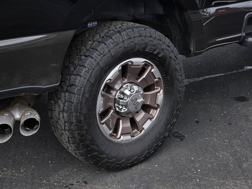 Used 2024 Ford F350 King Ranch w/ FX4 Off-Road Package AWD/4WD image 54