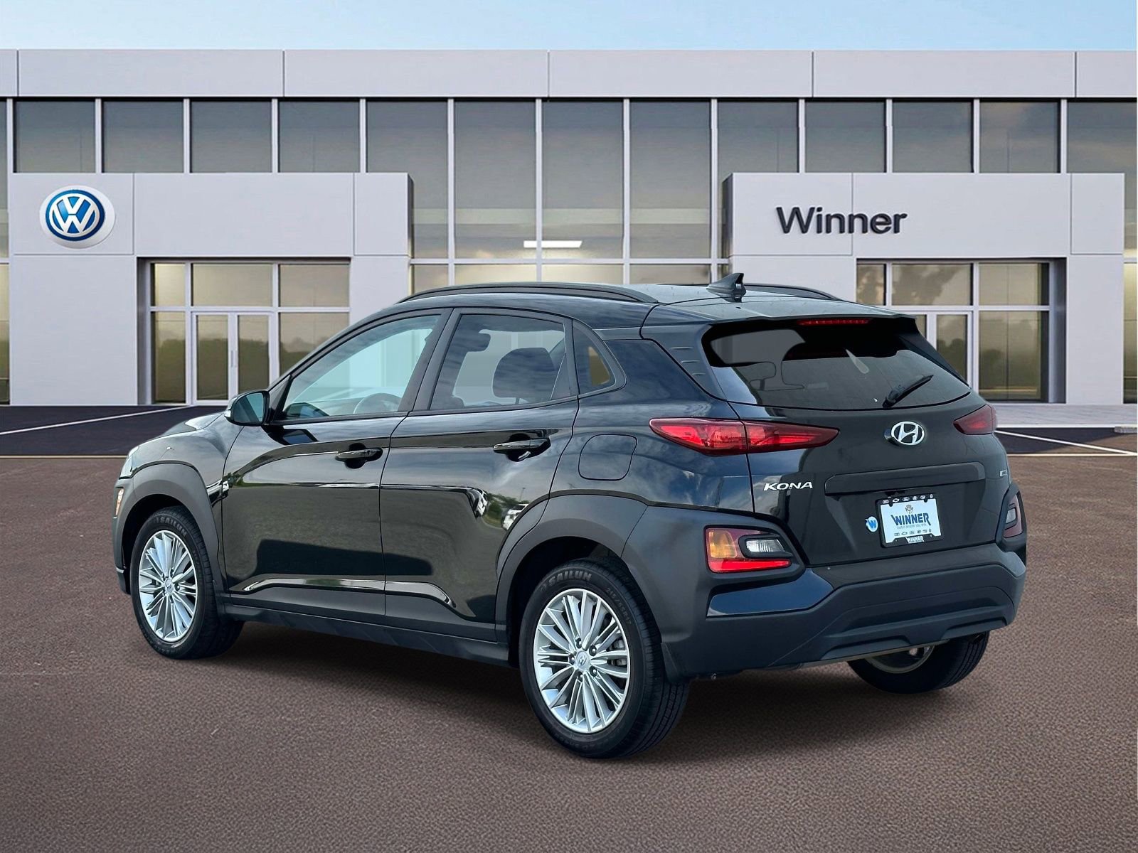 Used 2021 Hyundai Kona SEL Plus w/ Cargo Package AWD/4WD image 3