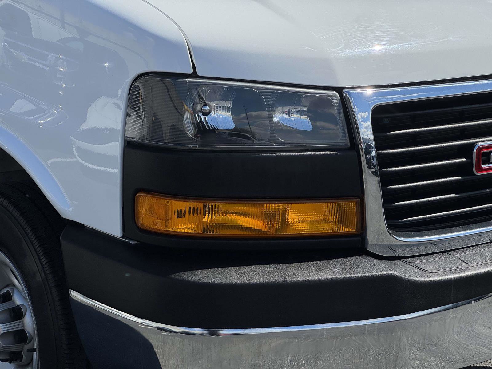 Used 2021 GMC Savana 2500 w/ Driver Convenience Package image 26