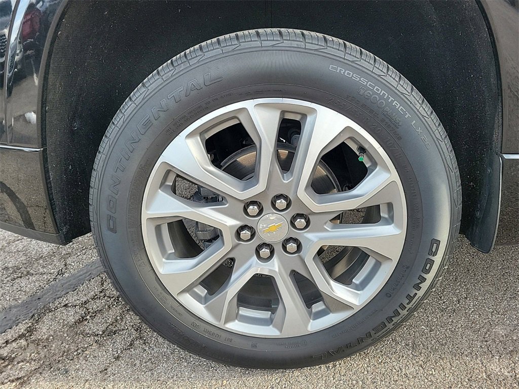 Used 2020 Chevrolet Traverse Premier w/ LPO, Floor Liner Package image 6