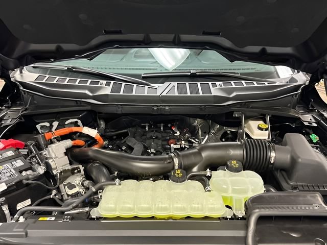 New 2025 Ford F150 Lariat w/ Equipment Group 501A Mid image 21