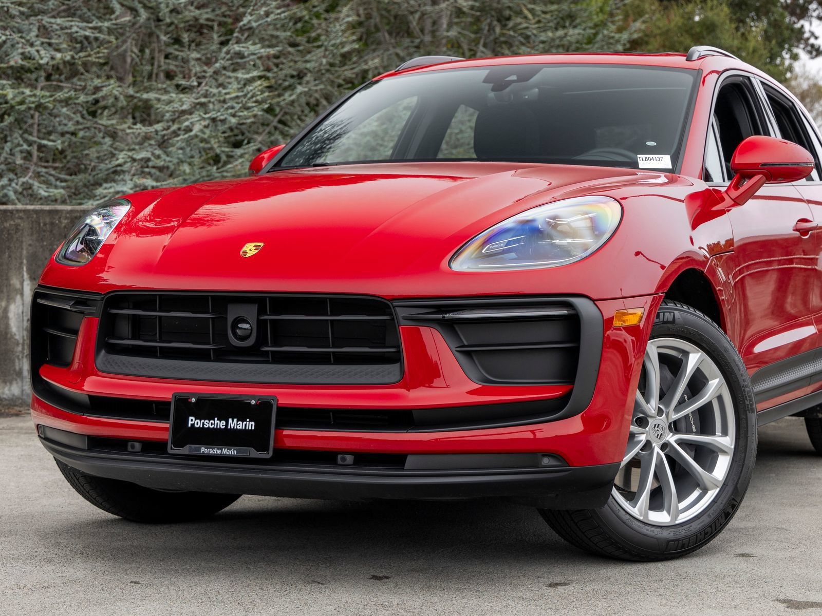 Certified 2026 Porsche Macan AWD/4WD image 7