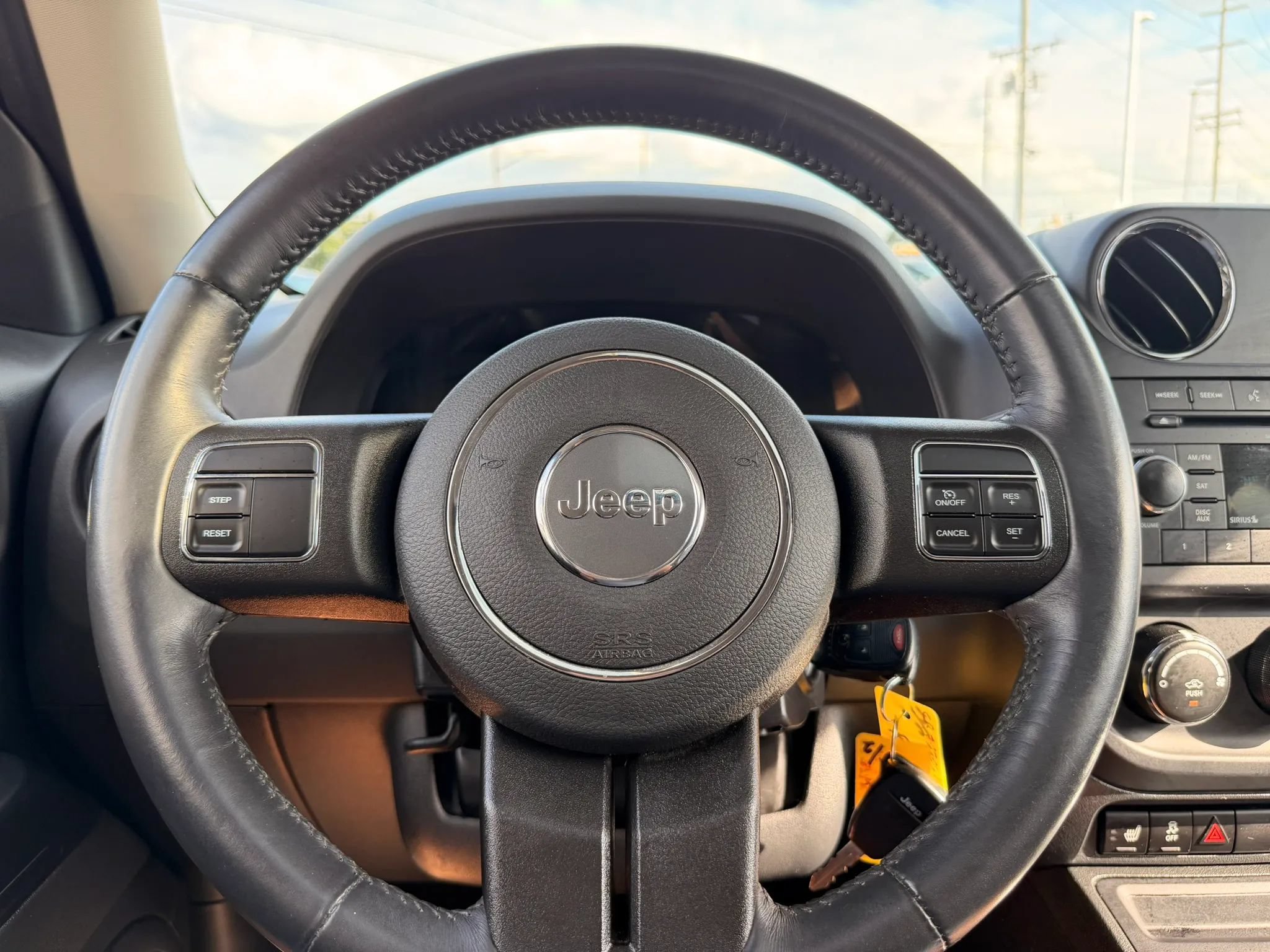 Used 2015 Jeep Patriot High Altitude AWD/4WD image 29