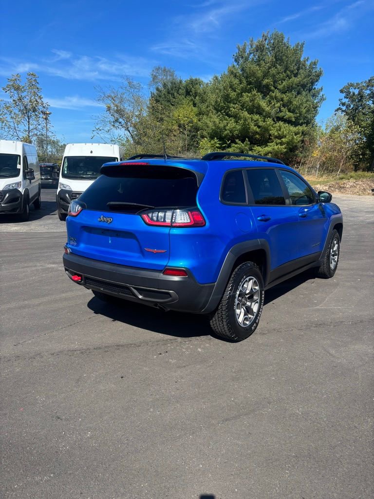 Used 2022 Jeep Cherokee Trailhawk image 2