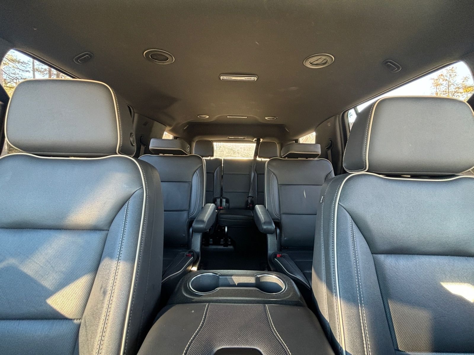 Used 2024 Chevrolet Tahoe Premier AWD/4WD image 30