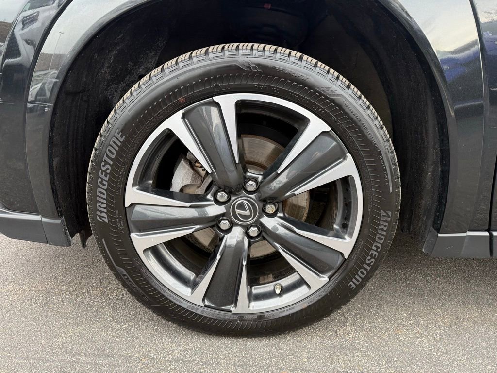 Used 2023 Lexus UX 250h 250h Premium image 25