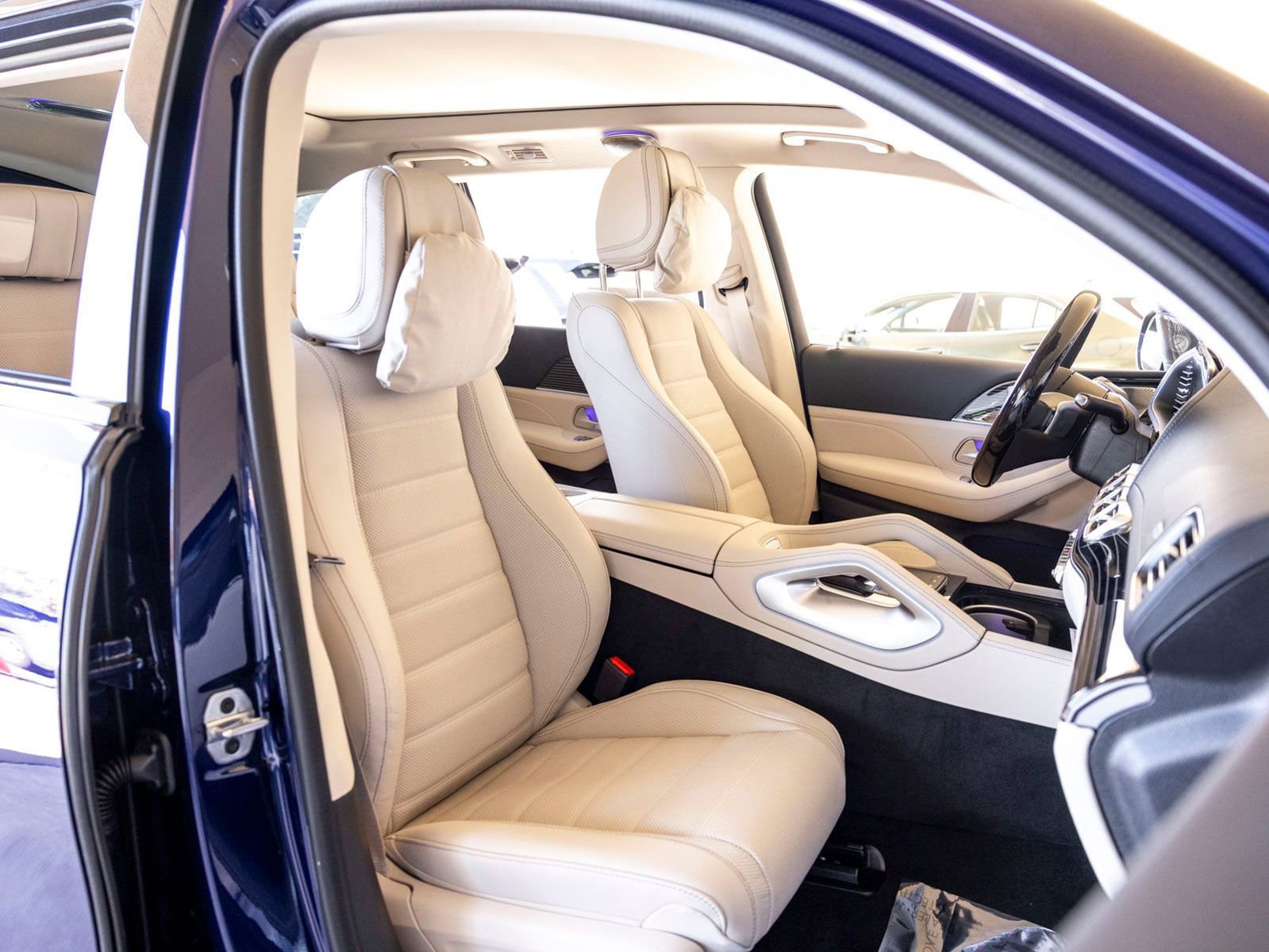 New 2026 Mercedes-Benz GLS 580 4MATIC image 28