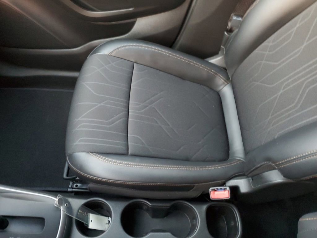 Used 2019 Chevrolet Trax LT w/ LT Convenience Package image 24