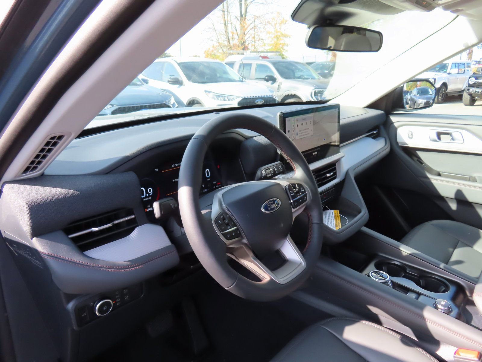 New 2026 Ford Explorer Active w/ Active Comfort Package image 8