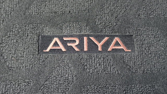 Used 2023 Nissan Ariya AWD image 56