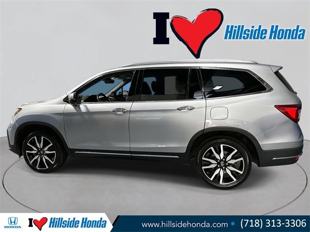 Certified 2022 Honda Pilot Touring image 2
