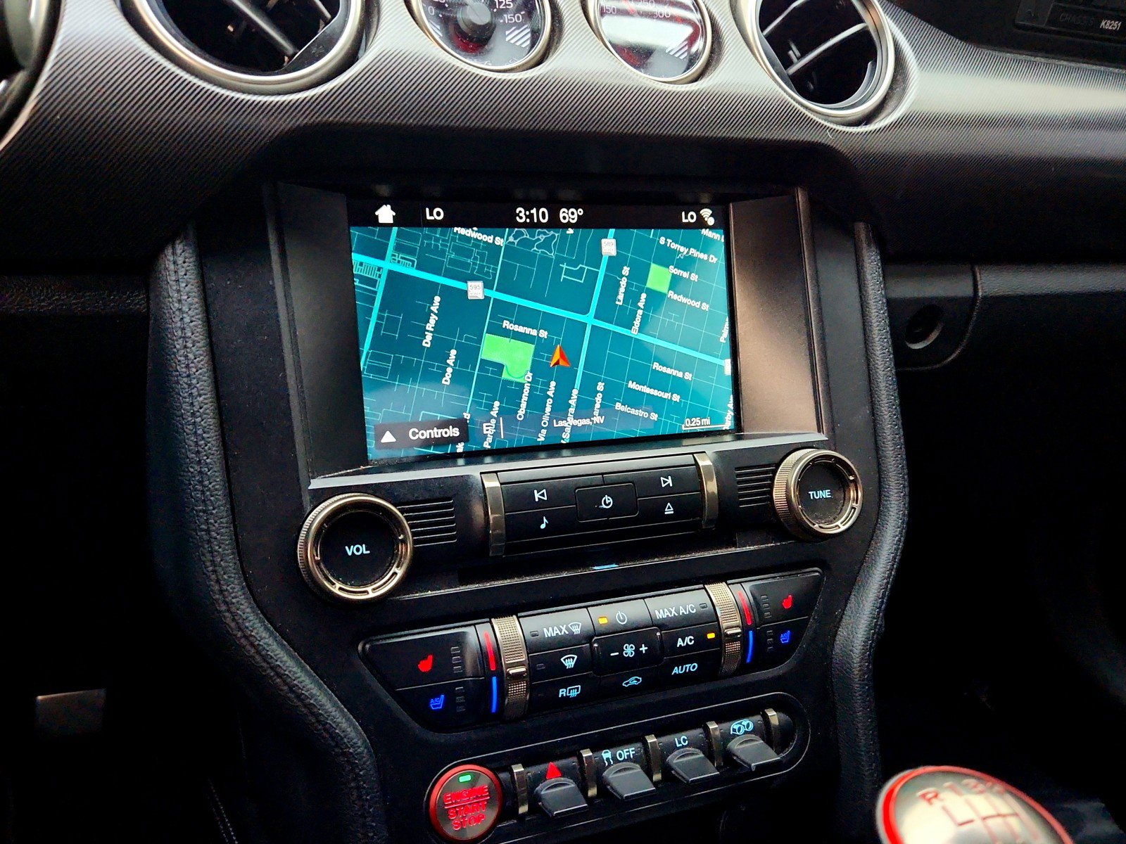 Used 2019 Ford Mustang Shelby GT350 w/ Technology Package image 14