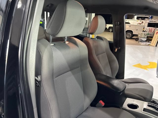 Used 2014 Toyota Tacoma 4x4 Double Cab w/ TRD Off-Road Package image 37