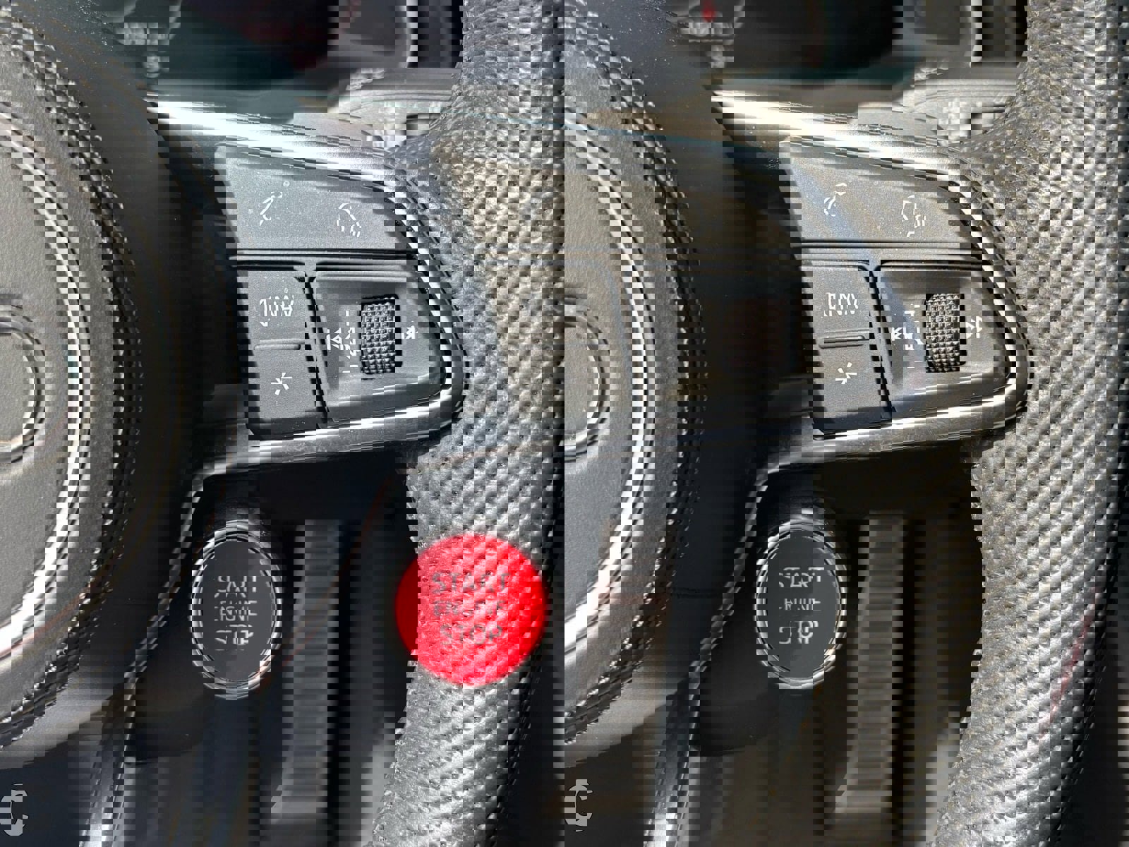 Used 2020 Audi R8 V10 image 17