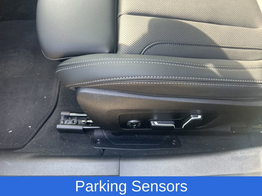 Used 2025 BMW M340i xDrive w/ Premium Package image 8