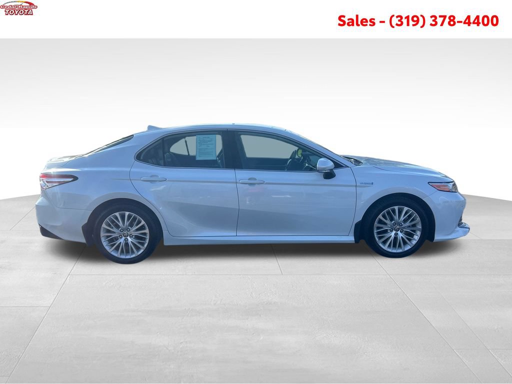 Certified 2020 Toyota Camry XLE FWD image 8