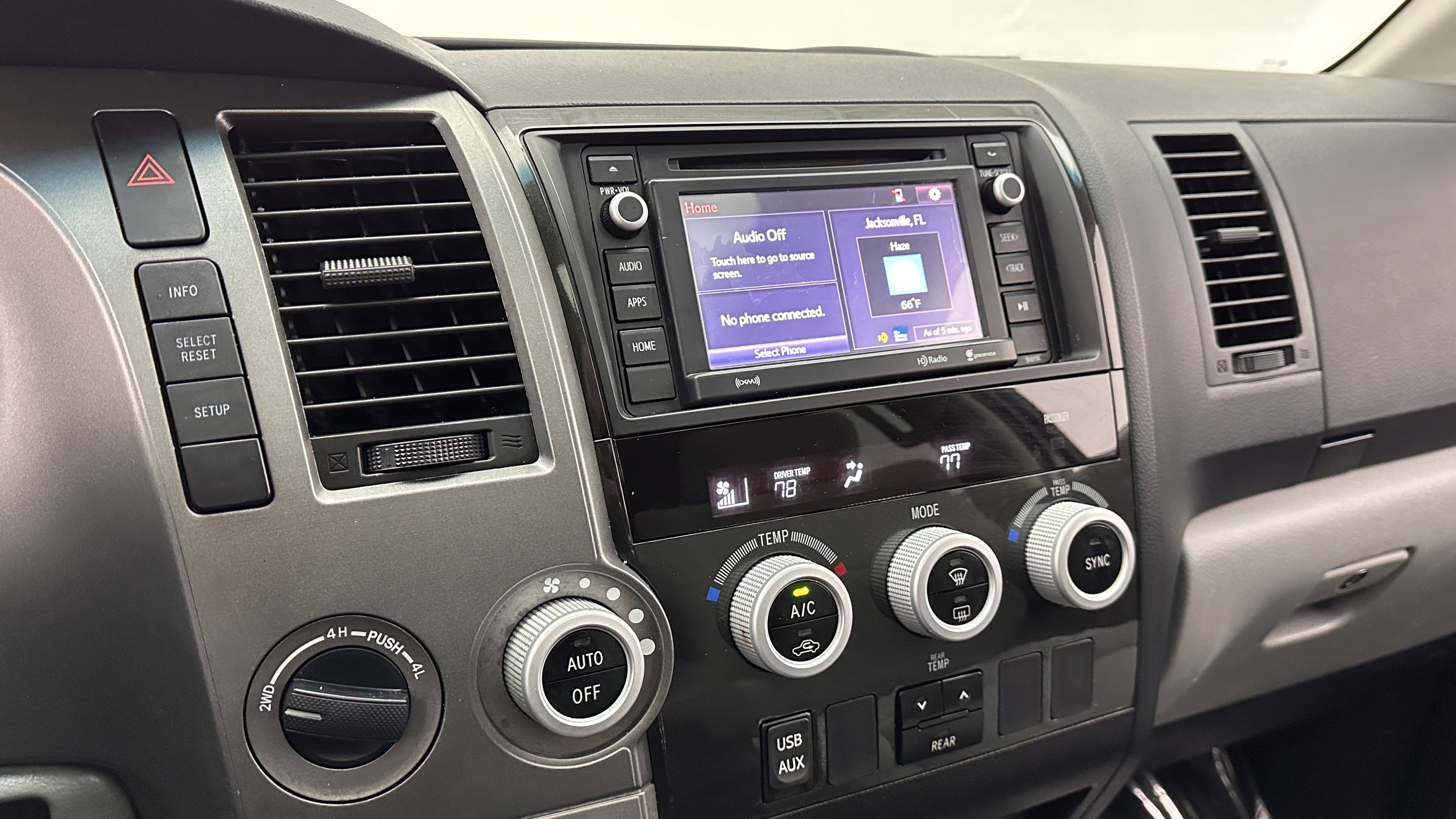 Used 2016 Toyota Sequoia SR5 image 15