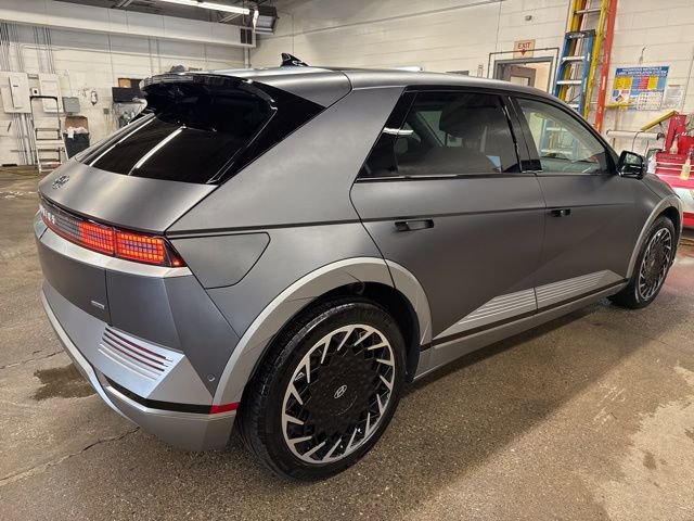 Used 2024 Hyundai Ioniq 5 Limited image 6