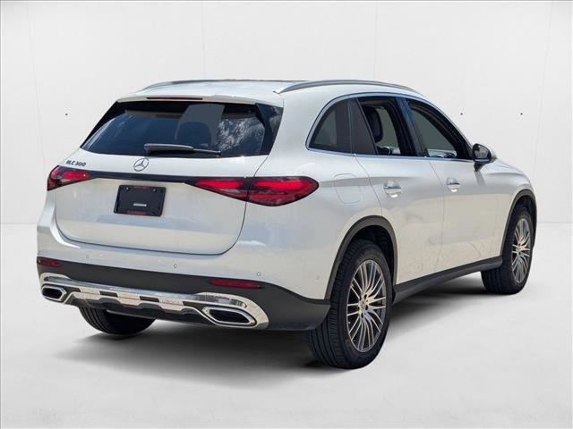 Certified 2025 Mercedes-Benz GLC 300 image 5