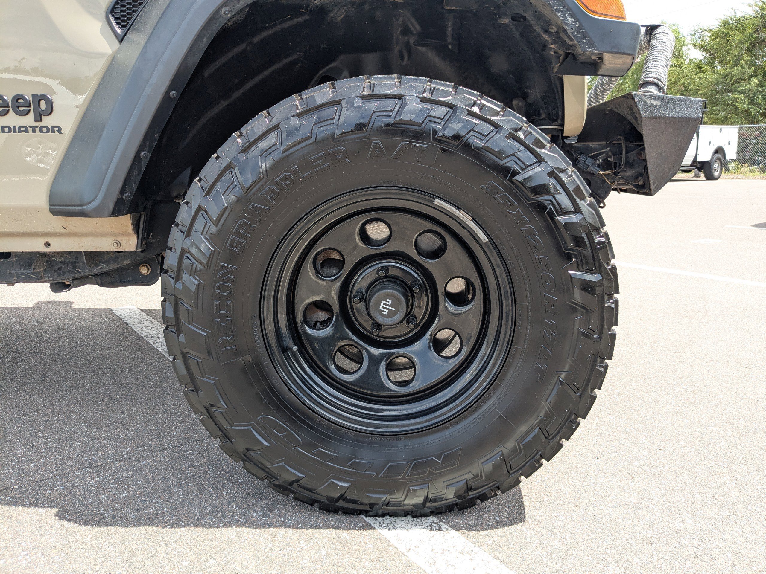 Used 2020 Jeep Gladiator Sport w/ Quick Order Package 24S image 10